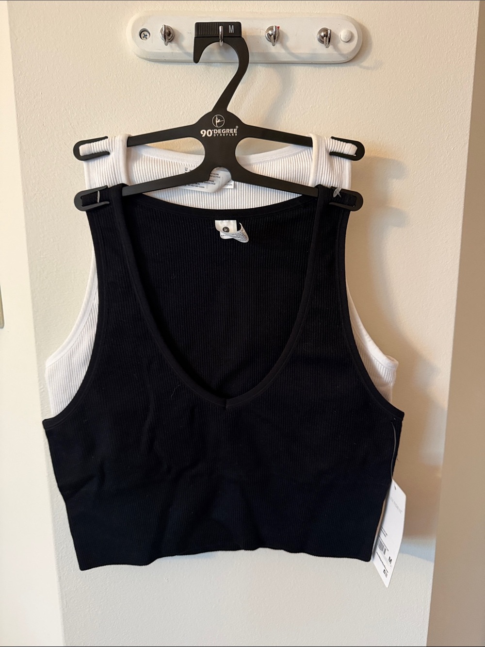 2 pack 90Degrees Crop tTank Tops